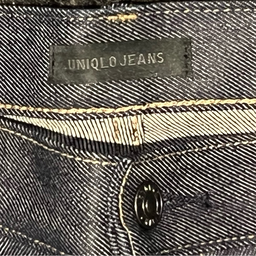 Men’s Uniqlo Dark Denim - Picture 6 of 9